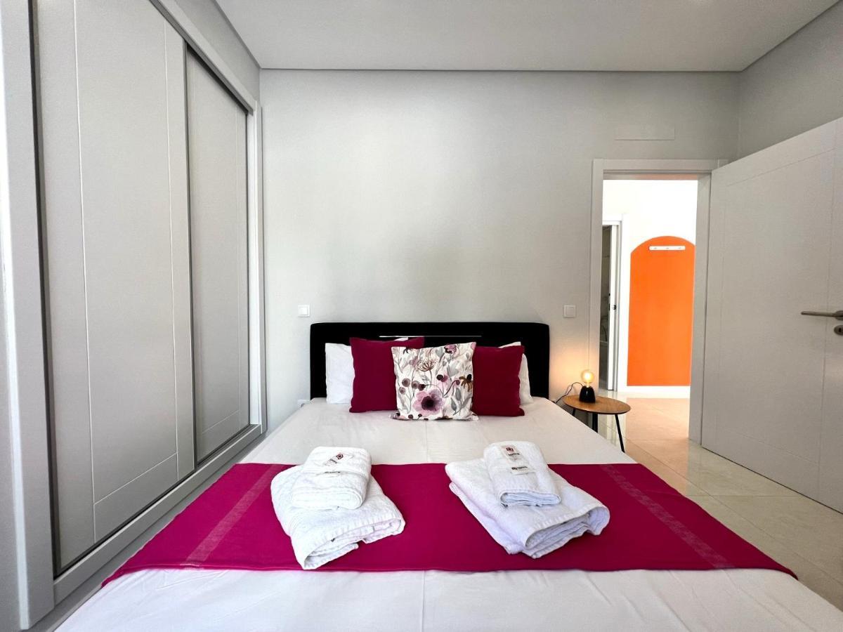 Da Rocha Modern By Homing